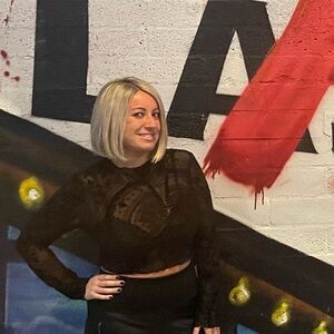 Elegant Black Lace Women’s Top